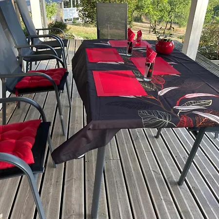 Un Petit Ilot De Confort - Made In Finland B&B 3*