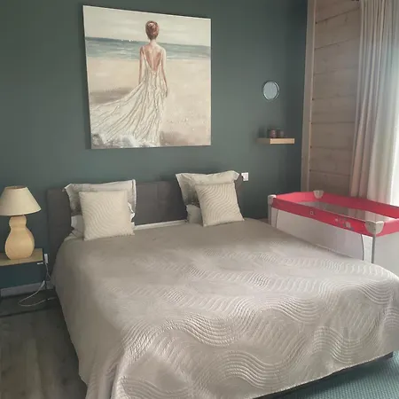 Un Petit Ilot De Confort - Made In Finland B&B 몽플렁캉