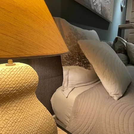 Un Petit Ilot De Confort - Made In Finland Frühstückspension