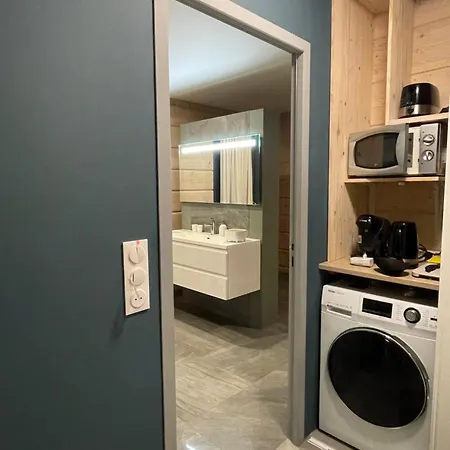 Frühstückspension Un Petit Ilot De Confort - Made In Finland Monflanquin