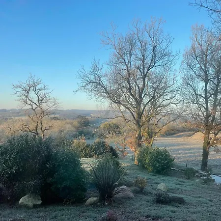 Un Petit Ilot De Confort - Made In Finland B&B 몽플렁캉