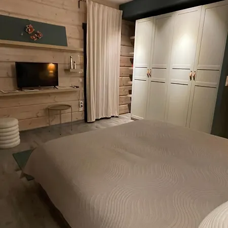 Un Petit Ilot De Confort - Made In Finland B&B 3*