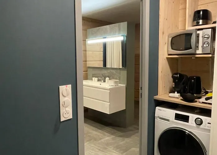 住宿加早餐酒店 Un Petit Ilot De Confort - Made In Finland 蒙弗朗坎