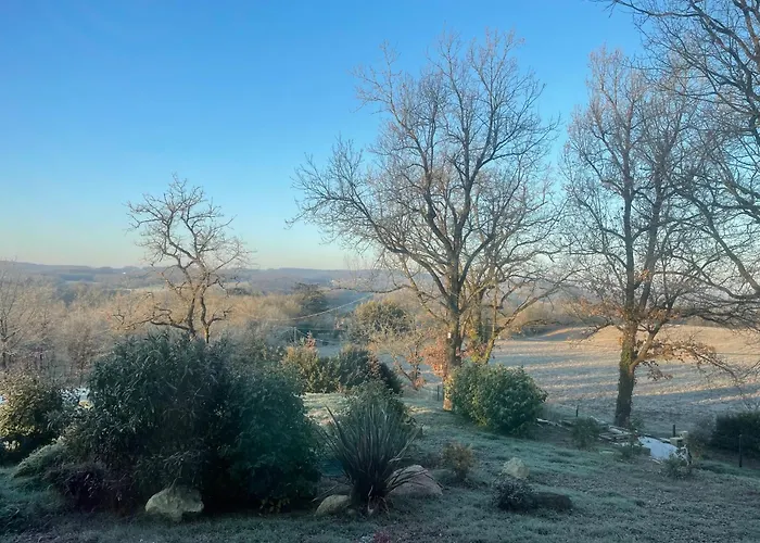 Un Petit Ilot De Confort - Made In Finland 住宿加早餐酒店 蒙弗朗坎