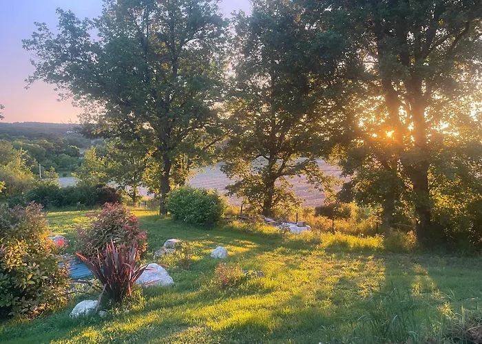 Un Petit Ilot De Confort - Made In Finland 3* 蒙弗朗坎